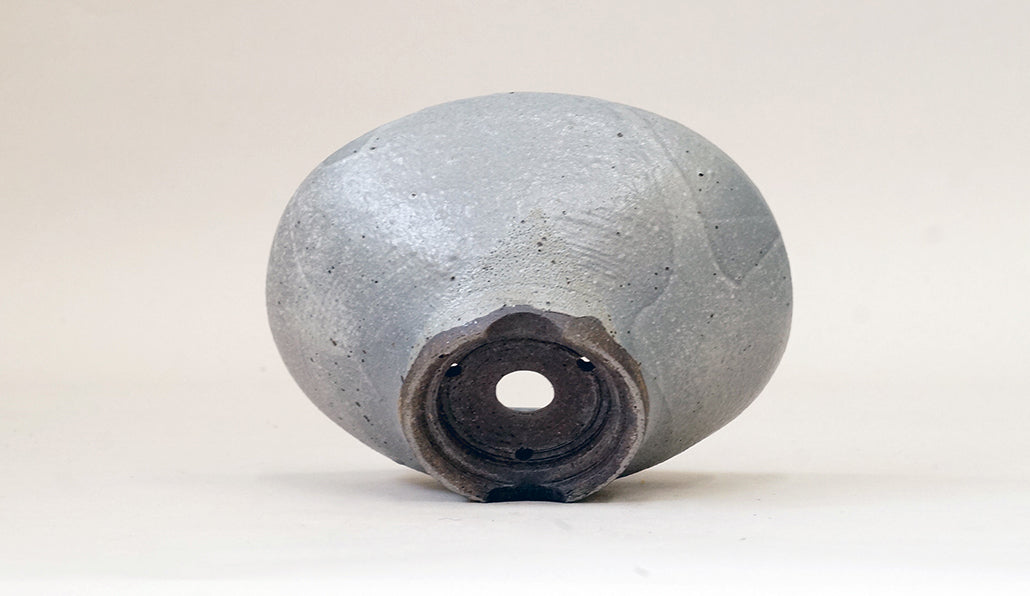 艸屋 グレーの扇形盆栽鉢 13cm A022