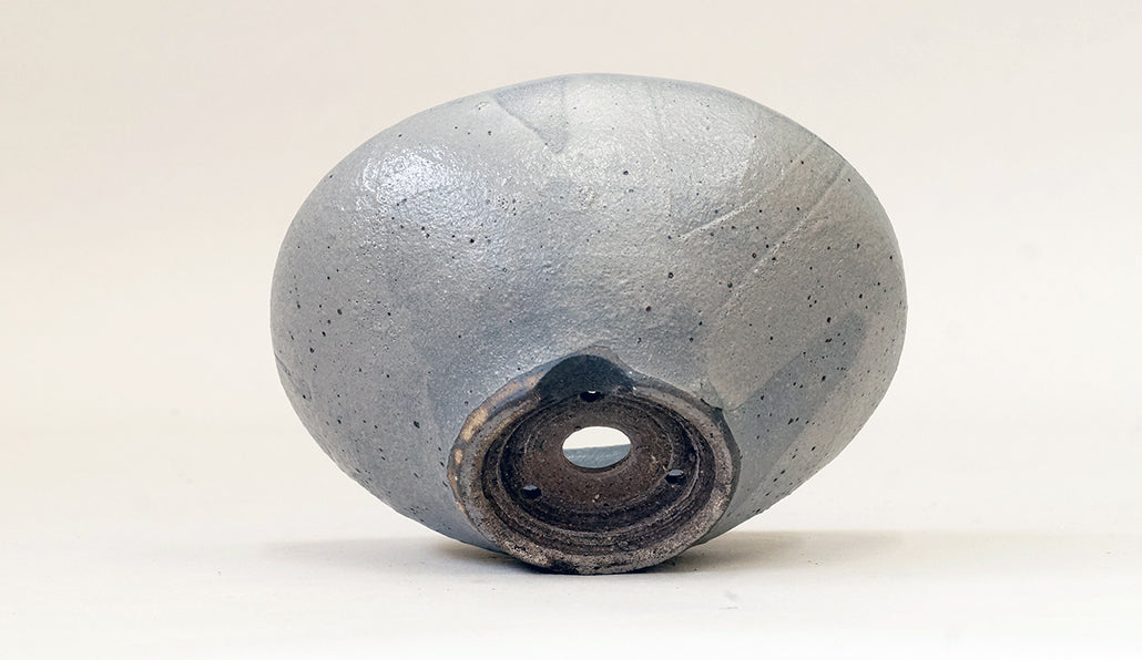 艸屋 グレーの扇形盆栽鉢 12.5cm A023