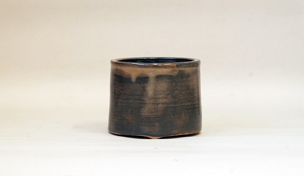 朝靄色の筒形丸鉢 艸屋 11cm A026