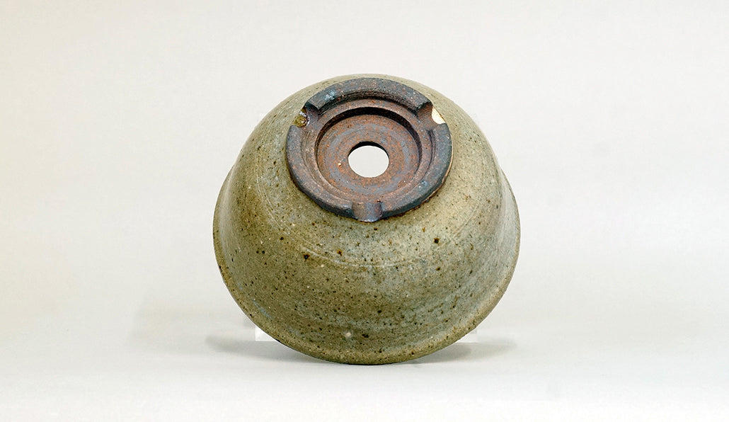 土色の丸鉢 艸屋 13.6cm A052