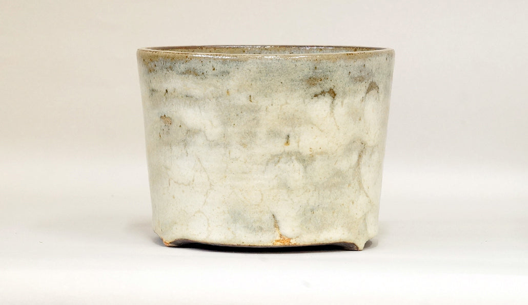 ベージュと白の筒形丸鉢 艸屋 16cm A069