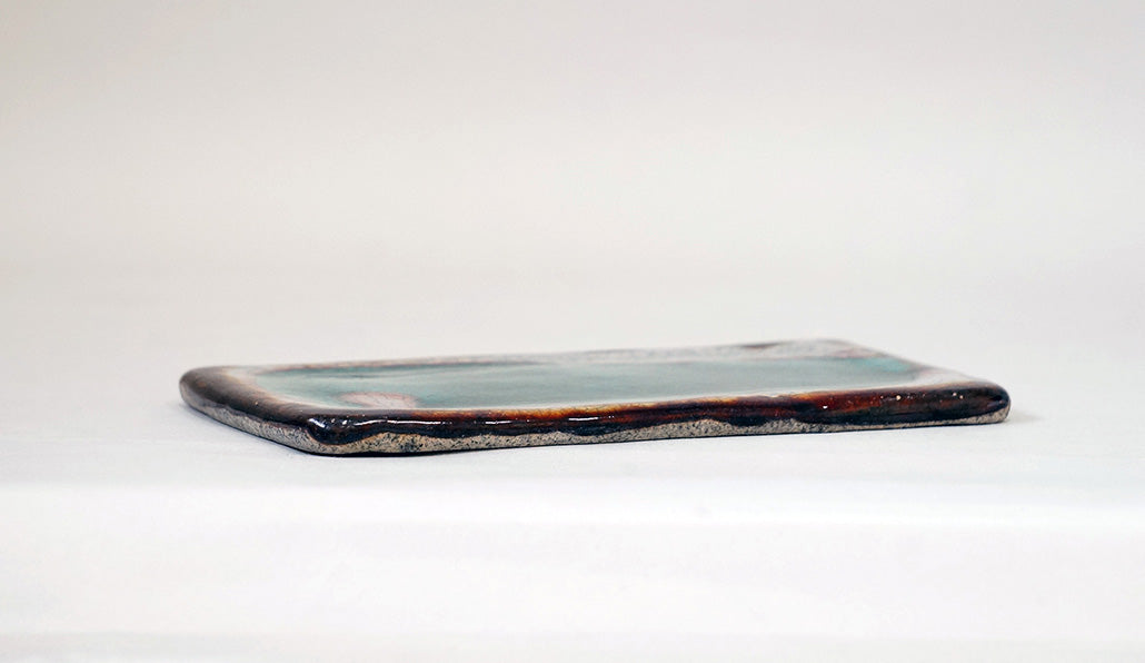 鮮やかブルーの陶板 越前文山 17.8cm B074