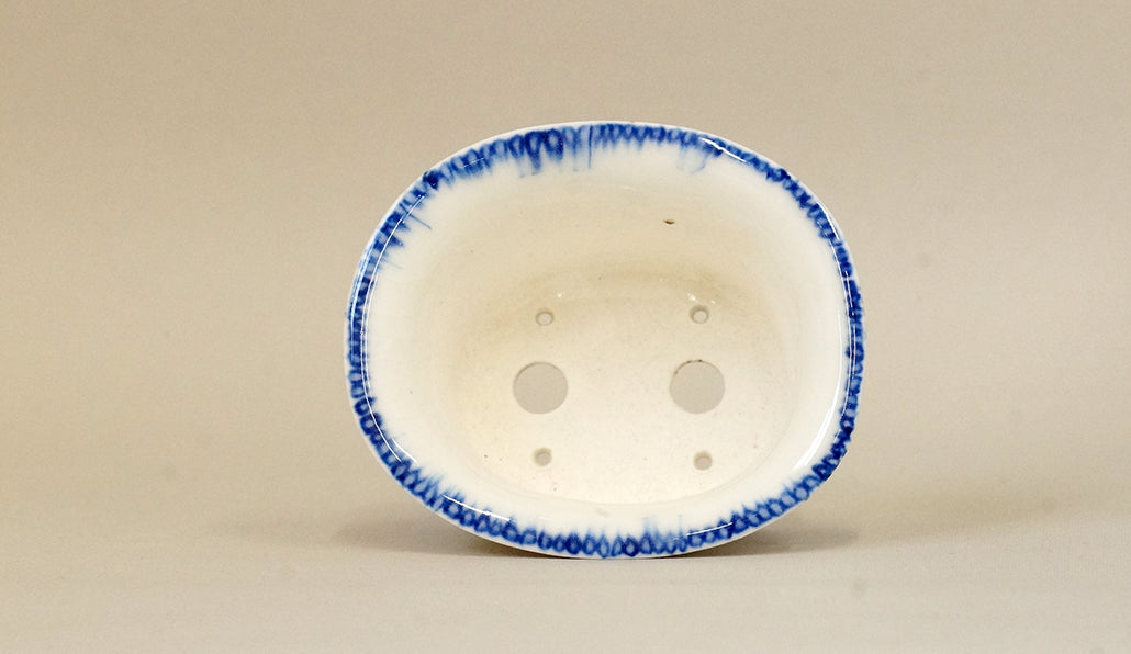 フランスの染付鉢 蝶とトンボ ジル&ローレンス 8.5cm