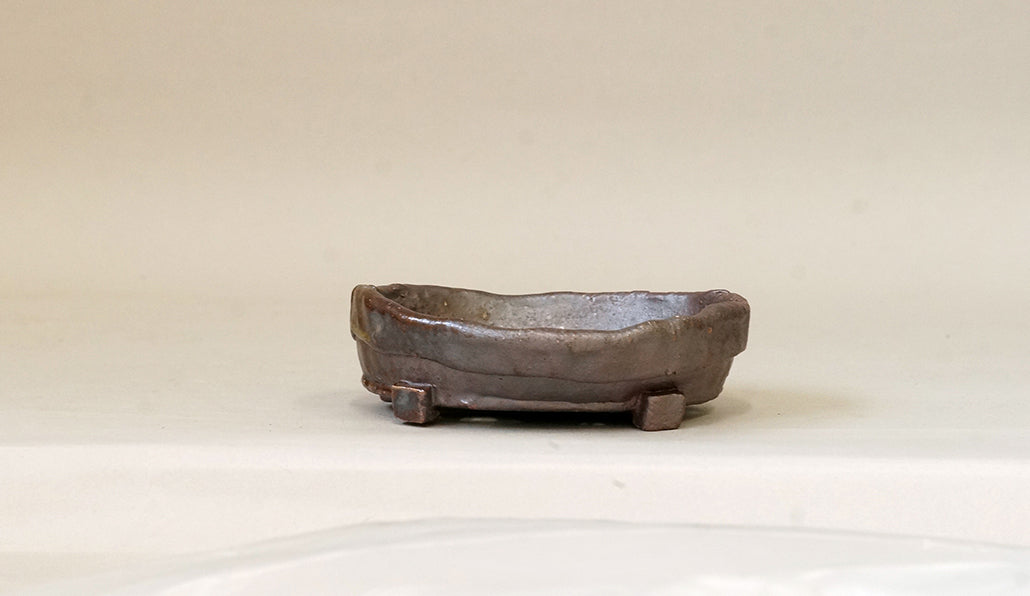 手びねり脚付浅鉢 陶滋 11.5cm J026