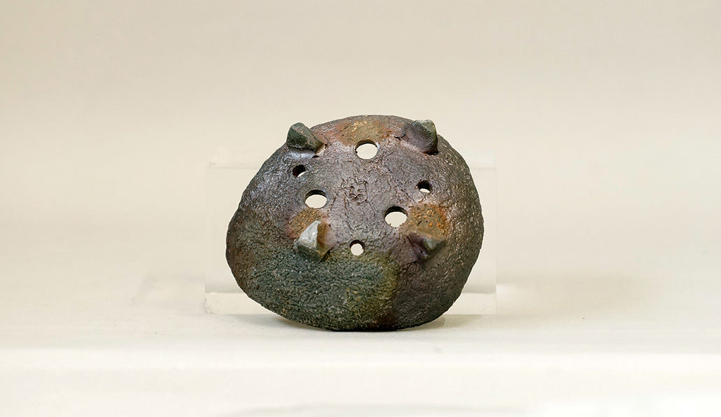月形の丸鉢 陶滋 7cm J030