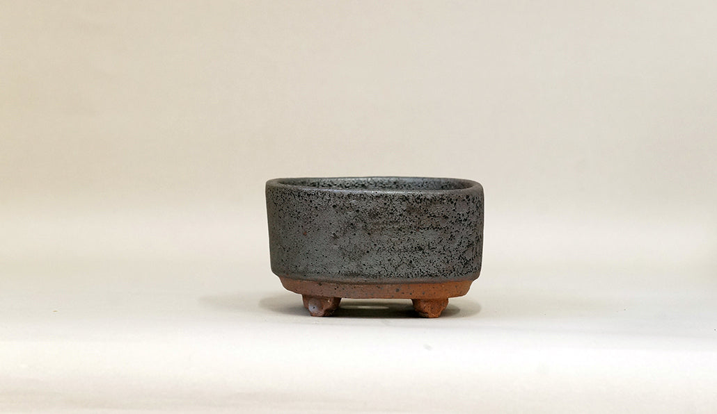銀鼠色の小判鉢 艸屋 12.8cm A067