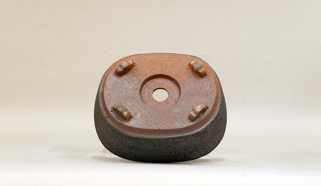 銀鼠色の小判鉢 艸屋 12.8cm A067