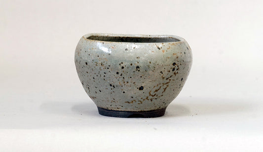 正方縁丸鉢 艸屋 8.5cm A071