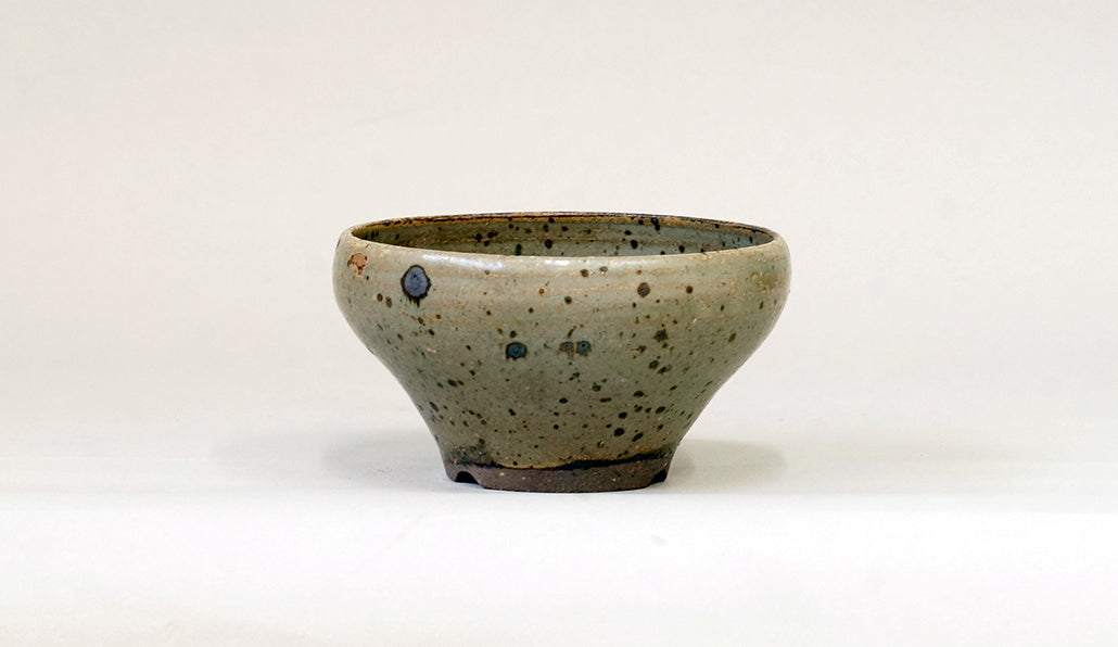 ラッパ型丸鉢 艸屋 10.3cm A078