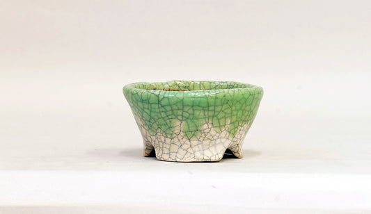 若草色の波なみ貫入丸鉢 9.2cm 越前文山 B091