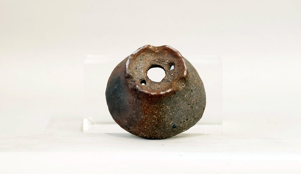 手びねり焼締め丸鉢 越前文山 6.8cm B093