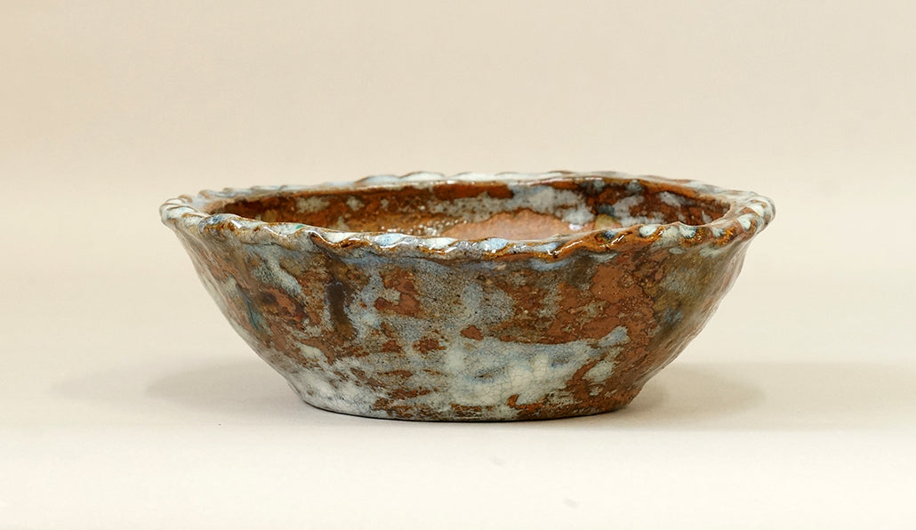土色と白の丸鉢 越前文山 15cm B099