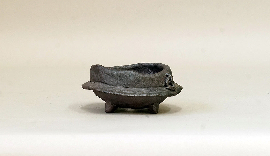 小さなおかま盆栽鉢 陶滋 6.3cm J034