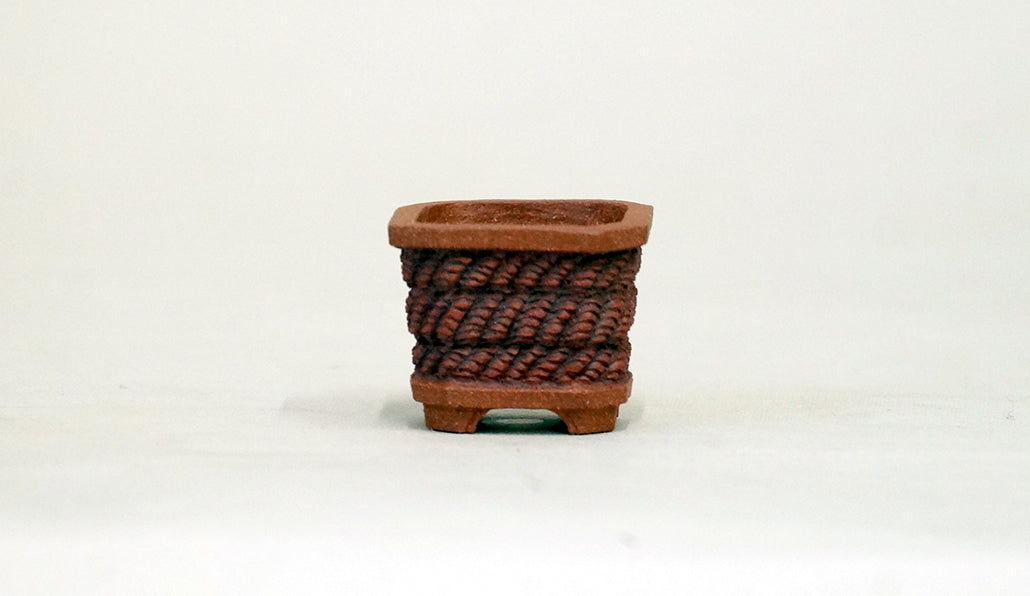 縄模様の正方鉢 コブ 3.2cm KB018　