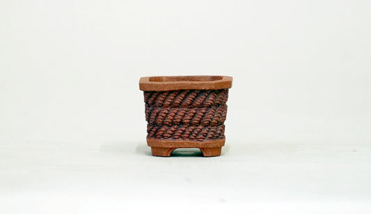 縄模様の正方鉢 コブ 3.2cm KB018　