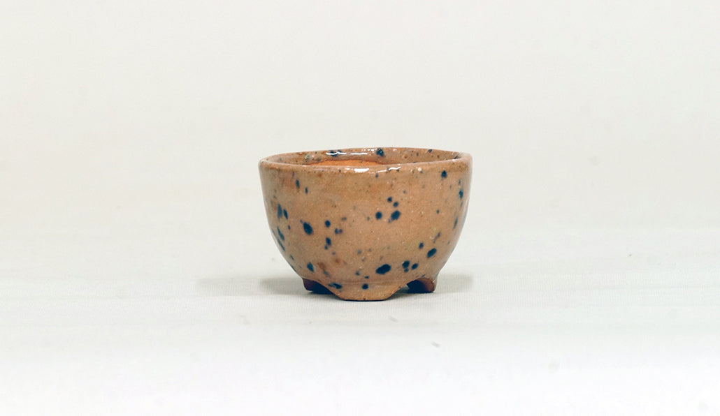 花形レリーフの丸鉢 みさき圭 4.8cm K033