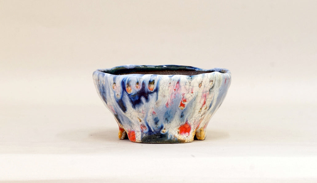 流れる青と白と赤の丸鉢 てるみ 12cm T050
