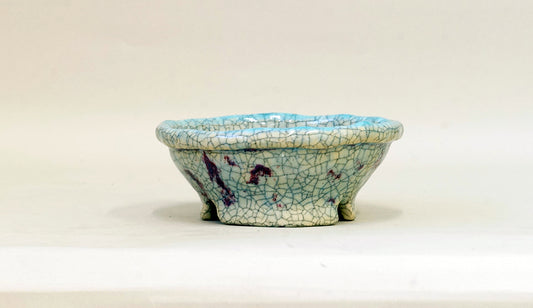 透きとおった水色の浅丸鉢 てるみ 14cm T056