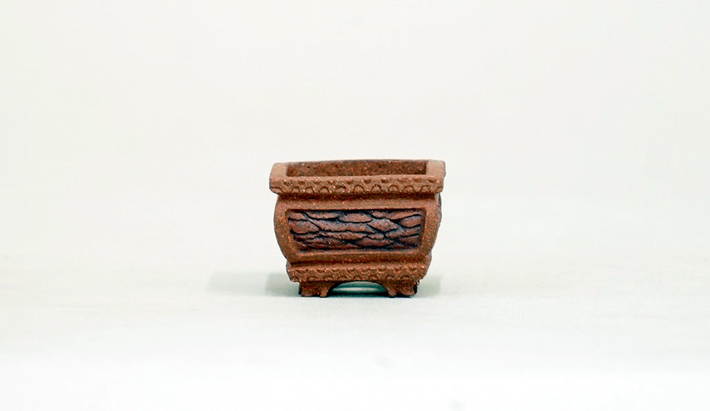 ウロコ模様の長方鉢 コブ 3.3cm KB022